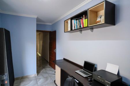 Casa à venda com 203m², 3 quartos e 2 vagasQuarto 2