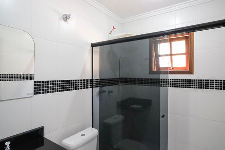 Casa à venda com 203m², 3 quartos e 2 vagasBanheiro