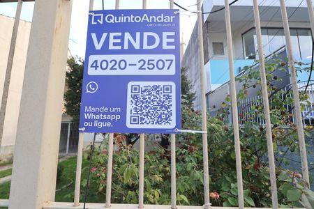 Casa à venda com 101m², 2 quartos e 2 vagasPlaca