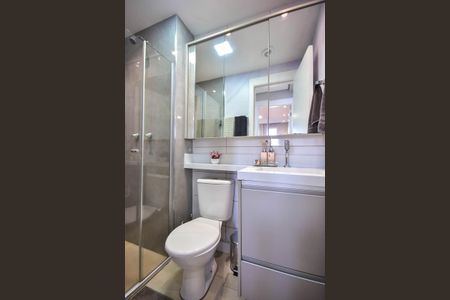 Apartamento à venda com 40m², 2 quartos e 1 vaga Apartamento à venda com 40m², 2 quartos e 1 vagaBanheiro Social