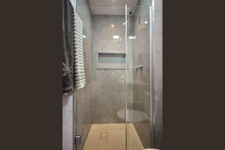 Apartamento à venda com 40m², 2 quartos e 1 vaga Apartamento à venda com 40m², 2 quartos e 1 vagaBanheiro Social