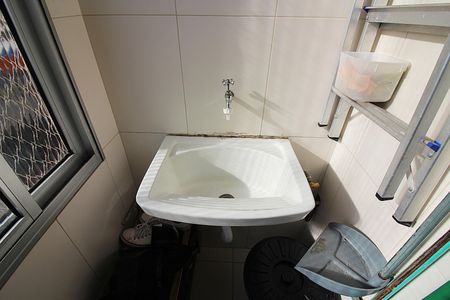 Apartamento à venda com 78m², 2 quartos e 1 vagaÁrea de Serviço