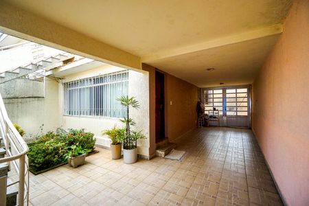 Casa à venda com 232m², 4 quartos e 4 vagasGaragem
