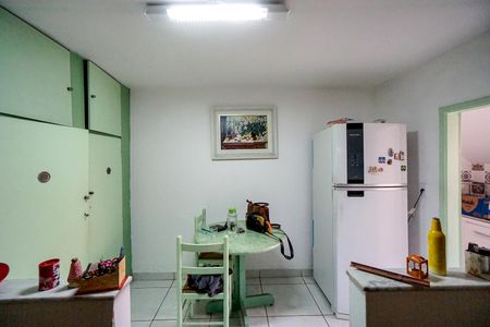 Casa à venda com 232m², 4 quartos e 4 vagasEdícula - Sala