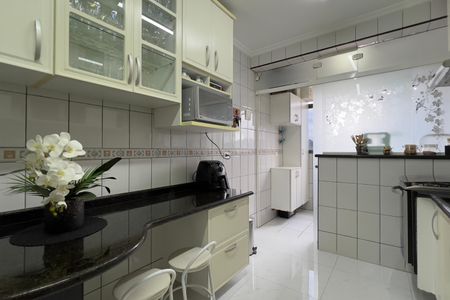 Apartamento à venda com 76m², 2 quartos e 1 vaga Apartamento à venda com 76m², 2 quartos e 1 vagaCozinha/Área de Serviço