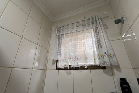 Apartamento à venda com 76m², 2 quartos e 1 vaga Apartamento à venda com 76m², 2 quartos e 1 vagaBanheiro da Suíte