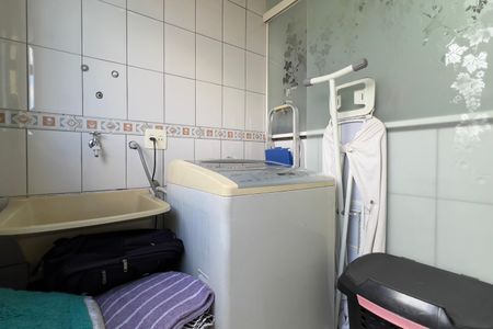 Apartamento à venda com 76m², 2 quartos e 1 vaga Apartamento à venda com 76m², 2 quartos e 1 vagaCozinha/Área de Serviço