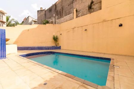 Apartamento à venda com 76m², 2 quartos e 1 vaga Apartamento à venda com 76m², 2 quartos e 1 vagaPiscina