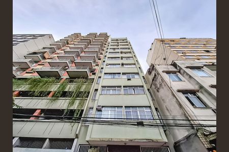 Apartamento à venda com 51m², 1 quarto e sem vaga Apartamento à venda com 51m², 1 quarto e sem vagaFachada