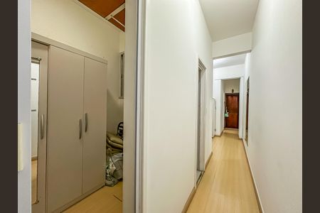 Apartamento à venda com 51m², 1 quarto e sem vaga Apartamento à venda com 51m², 1 quarto e sem vagaCorredor