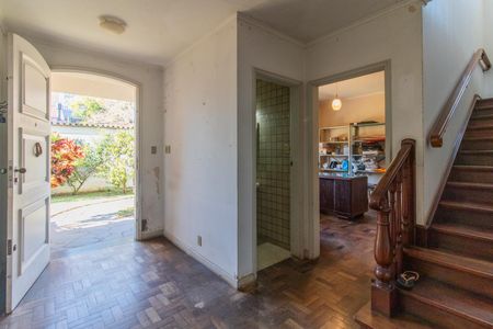 Casa à venda com 320m², 6 quartos e 2 vagasSala