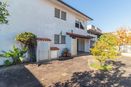 Casa à venda com 320m², 6 quartos e 2 vagasQuintal