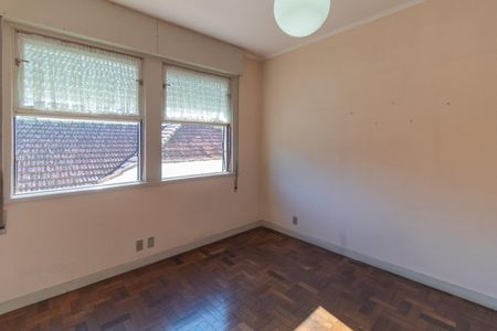 Casa à venda com 320m², 6 quartos e 2 vagasQuarto 4