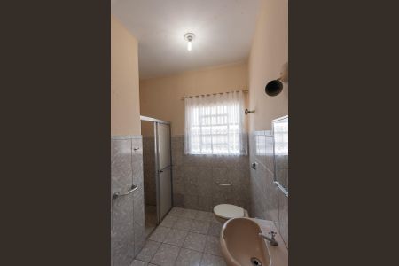 Casa à venda com 279m², 2 quartos e 3 vagasBanheiro