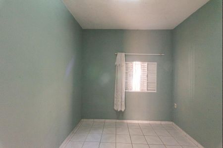 Casa à venda com 279m², 2 quartos e 3 vagasQuarto 2