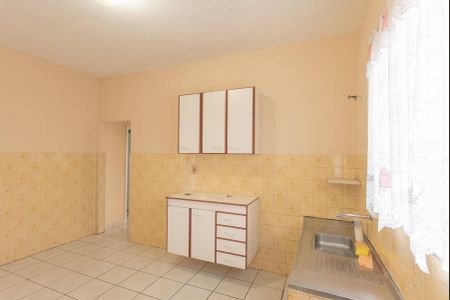 Casa à venda com 279m², 2 quartos e 3 vagasCozinha