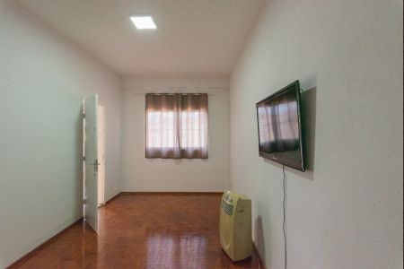 Casa à venda com 279m², 2 quartos e 3 vagasEdícula