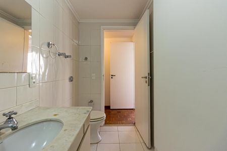 Apartamento à venda com 113m², 4 quartos e 2 vagasBanheiro Social
