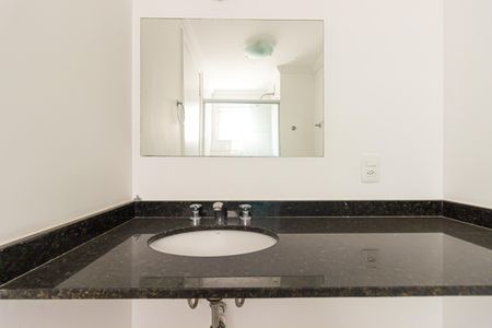 Apartamento à venda com 113m², 4 quartos e 2 vagasBanheiro da Suíte