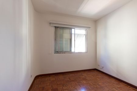 Apartamento à venda com 113m², 4 quartos e 2 vagasQuarto 2