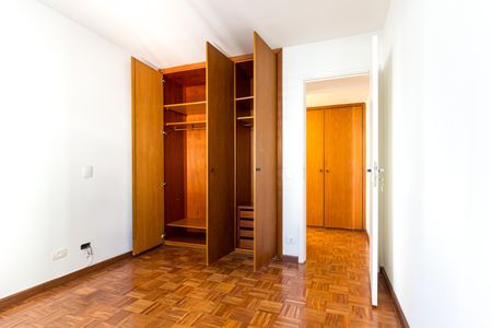 Apartamento à venda com 113m², 4 quartos e 2 vagasQuarto 1