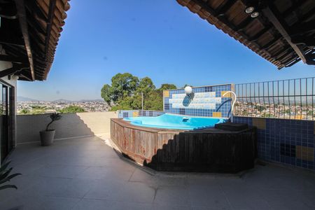 Casa para alugar com 140m², 2 quartos e 2 vagasTerraço