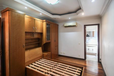 Casa para alugar com 140m², 2 quartos e 2 vagasSuíte 1
