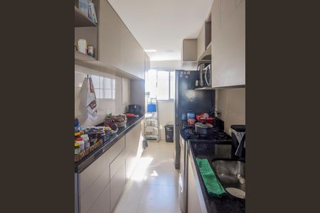 Apartamento à venda com 110m², 2 quartos e 2 vagasCozinha
