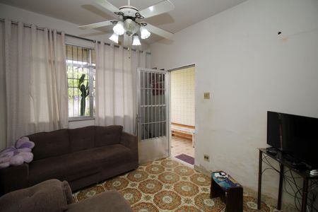 Casa à venda com 135m², 2 quartos e 1 vagaSala