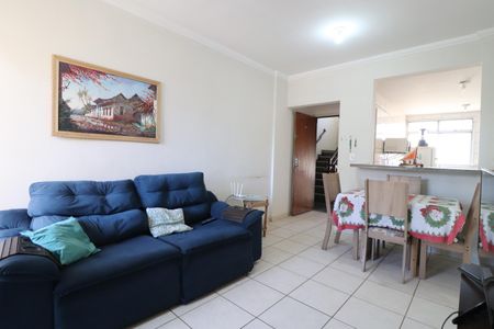 Apartamento para alugar com 58m², 2 quartos e sem vagaSala