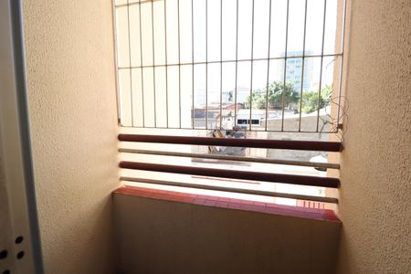 Apartamento para alugar com 58m², 2 quartos e sem vagaSacada