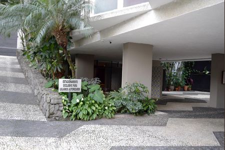 Apartamento à venda com 48m², 1 quarto e sem vagaÁrea Comum 