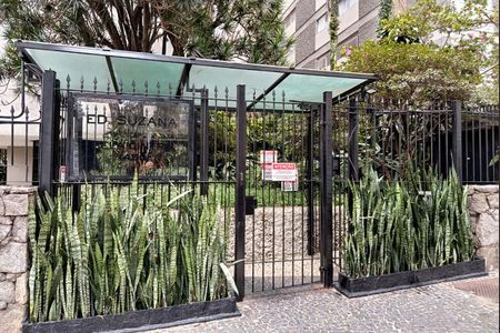 Apartamento à venda com 48m², 1 quarto e sem vaga Apartamento à venda com 48m², 1 quarto e sem vagaFachada