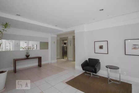 Apartamento para alugar com 70m², 2 quartos e 1 vagaHall social