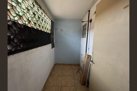 Casa à venda com 165m², 3 quartos e 2 vagas