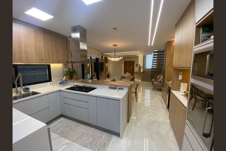 Casa à venda com 163m², 3 quartos e 2 vagasFoto 04