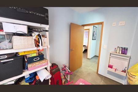 Apartamento à venda com 97m², 3 quartos e 2 vagasQuarto 2