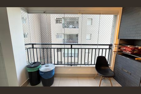 Apartamento à venda com 97m², 3 quartos e 2 vagasVaranda