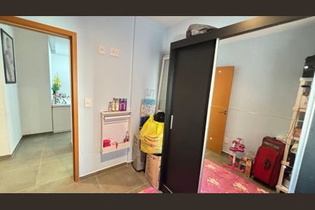 Apartamento à venda com 97m², 3 quartos e 2 vagasQuarto 2