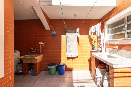 Casa à venda com 148m², 3 quartos e 1 vaga Casa à venda com 148m², 3 quartos e 1 vagaQuintal