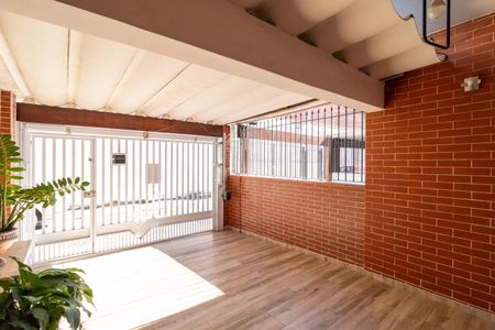 Casa à venda com 148m², 3 quartos e 1 vaga Casa à venda com 148m², 3 quartos e 1 vagaGaragem