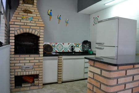 Apartamento à venda com 140m², 2 quartos e 2 vagas Apartamento à venda com 140m², 2 quartos e 2 vagasCobertura