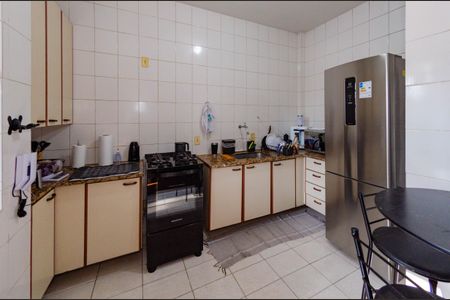 Apartamento à venda com 73m², 2 quartos e 1 vagaCozinha