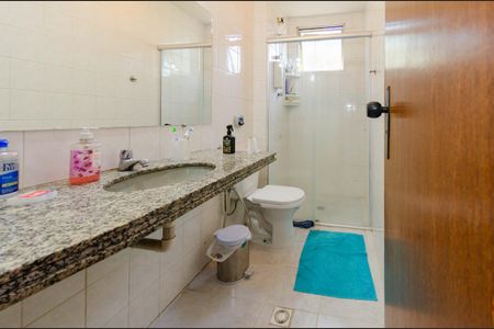 Apartamento à venda com 73m², 2 quartos e 1 vagaBanheiro