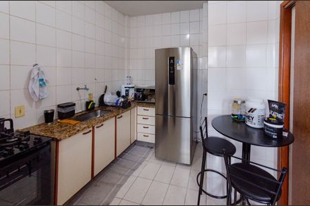 Apartamento à venda com 73m², 2 quartos e 1 vagaCozinha