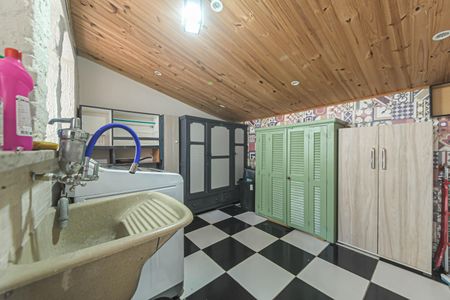 Casa para alugar com 102m², 2 quartos e 2 vagasLavanderia