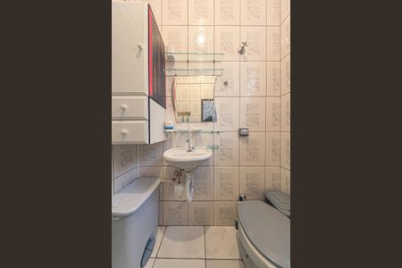 Casa para alugar com 102m², 2 quartos e 2 vagasBanheiro