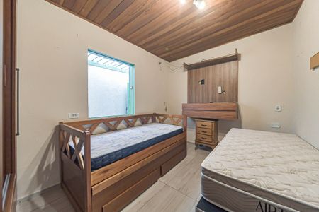 Casa para alugar com 102m², 2 quartos e 2 vagasQuarto 1