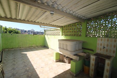 Casa à venda com 161m², 4 quartos e 2 vagasCasa 2 - Área de Serviço