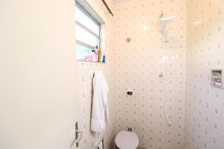 Casa à venda com 161m², 4 quartos e 2 vagasBanheiro